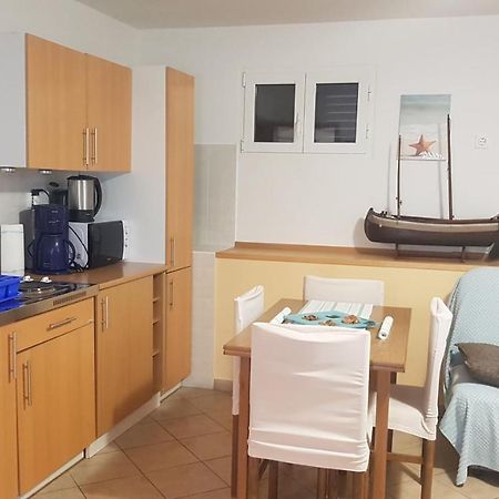 Gita Appartement Omišalj Buitenkant foto
