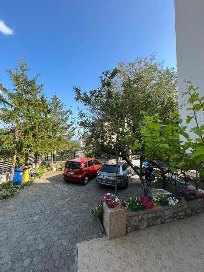 Gita Appartement Omišalj Buitenkant foto